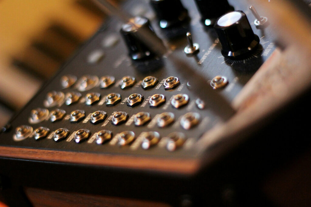 Synthesizer